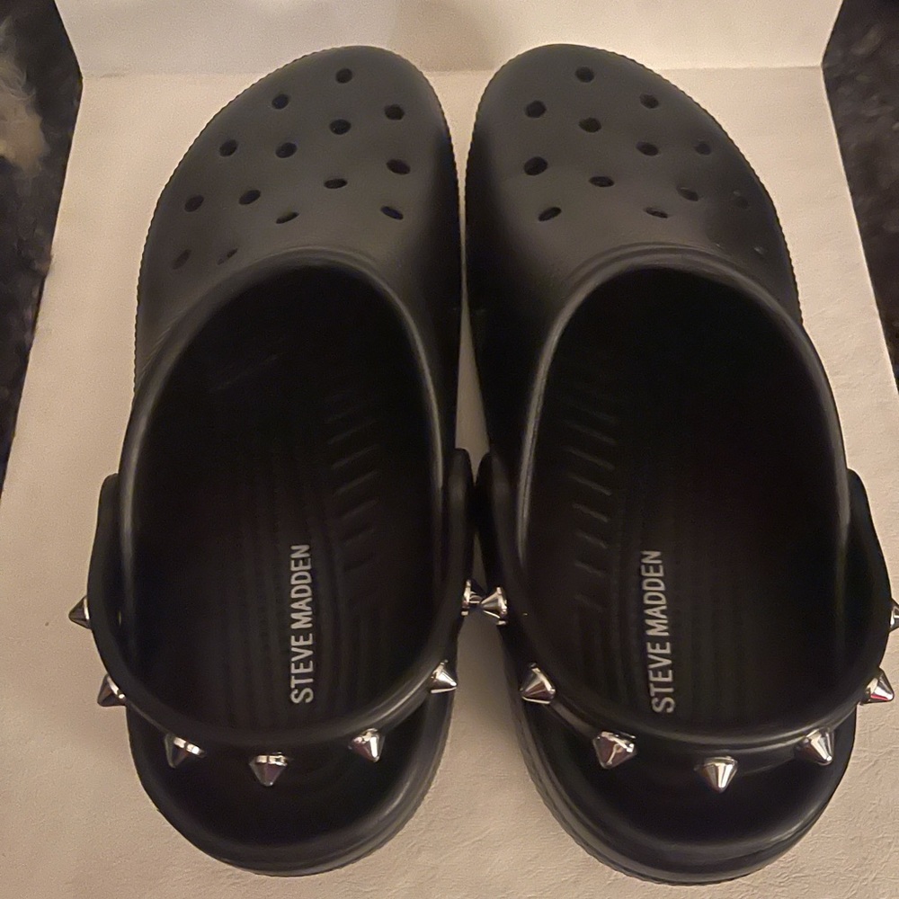 Steve Madden Ornament Clogs Black/Silver